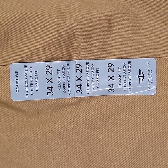 Dockers Men's Classic Fit Khaki Casual Pants - Picture 3 of 7